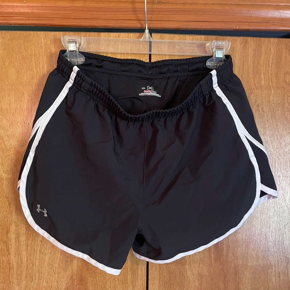 under armour women’s running short small
